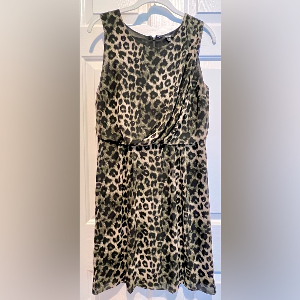 Dress - Apt. 9 - soft animal leopard print - black tan - size 10 - new W/O tags - Picture 2 of 11